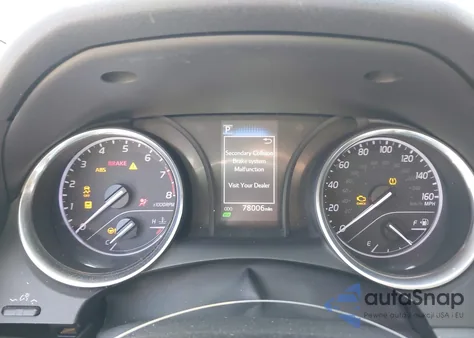 2020 Toyota Camry Le z USA, uszkodzony, nr VIN 4T1C11AK6LU979046